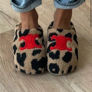 New 	Sherpa Leopard Platform Mules